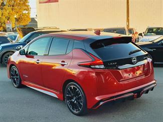 2022 Nissan Leaf - Thumbnail