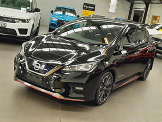 2018 Nissan Leaf - Thumbnail