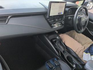 2025 Toyota Corolla - Thumbnail