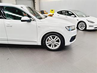 2017 Audi Q7 - Thumbnail