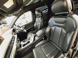 2017 Audi Q7 - Thumbnail