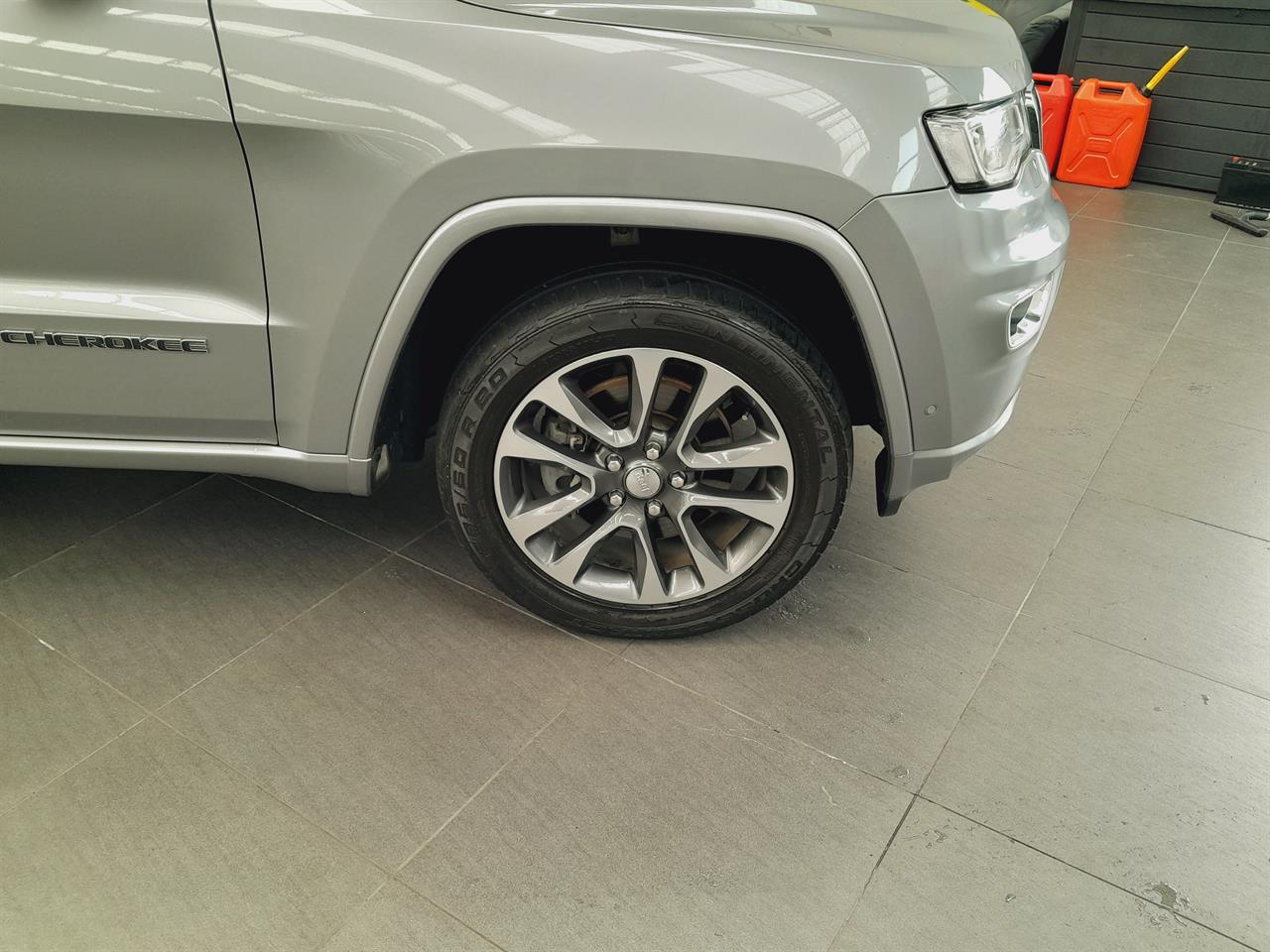2017 Jeep Grand Cherokee