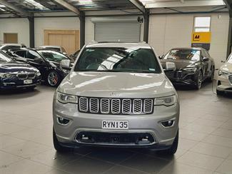 2017 Jeep Grand Cherokee - Thumbnail