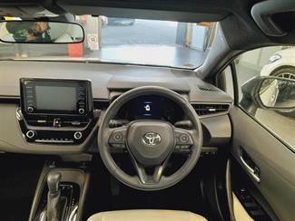 2019 Toyota Corolla - Thumbnail