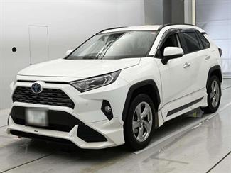 2020 Toyota RAV4 - Thumbnail
