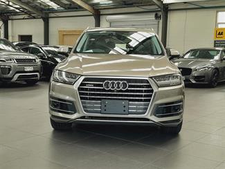 2017 Audi Q7 - Thumbnail