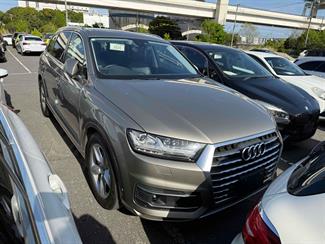 2017 Audi Q7 - Thumbnail