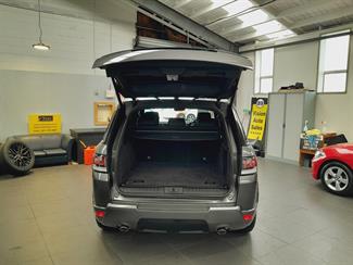 2018 Land Rover Range Rover Sport - Thumbnail