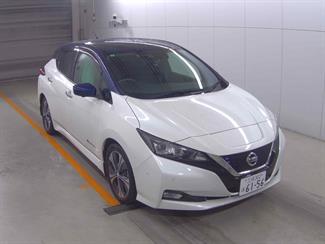 2018 Nissan Leaf - Thumbnail