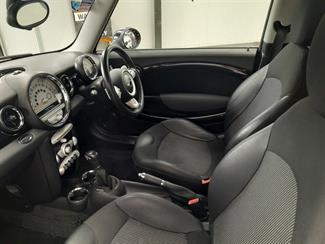 2009 Mini Cooper - Thumbnail