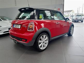 2009 Mini Cooper - Thumbnail
