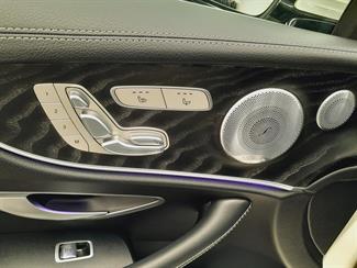 2017 Mercedes-Benz E 400 - Thumbnail