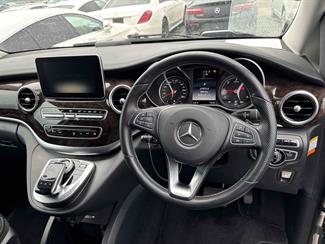2017 Mercedes-Benz V 220 d - Thumbnail