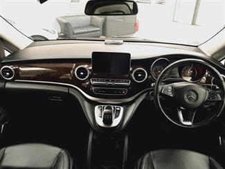 2017 Mercedes-Benz V 220 d - Thumbnail