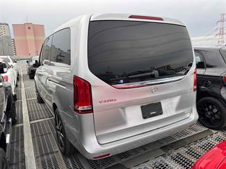 2017 Mercedes-Benz V 220 d - Thumbnail