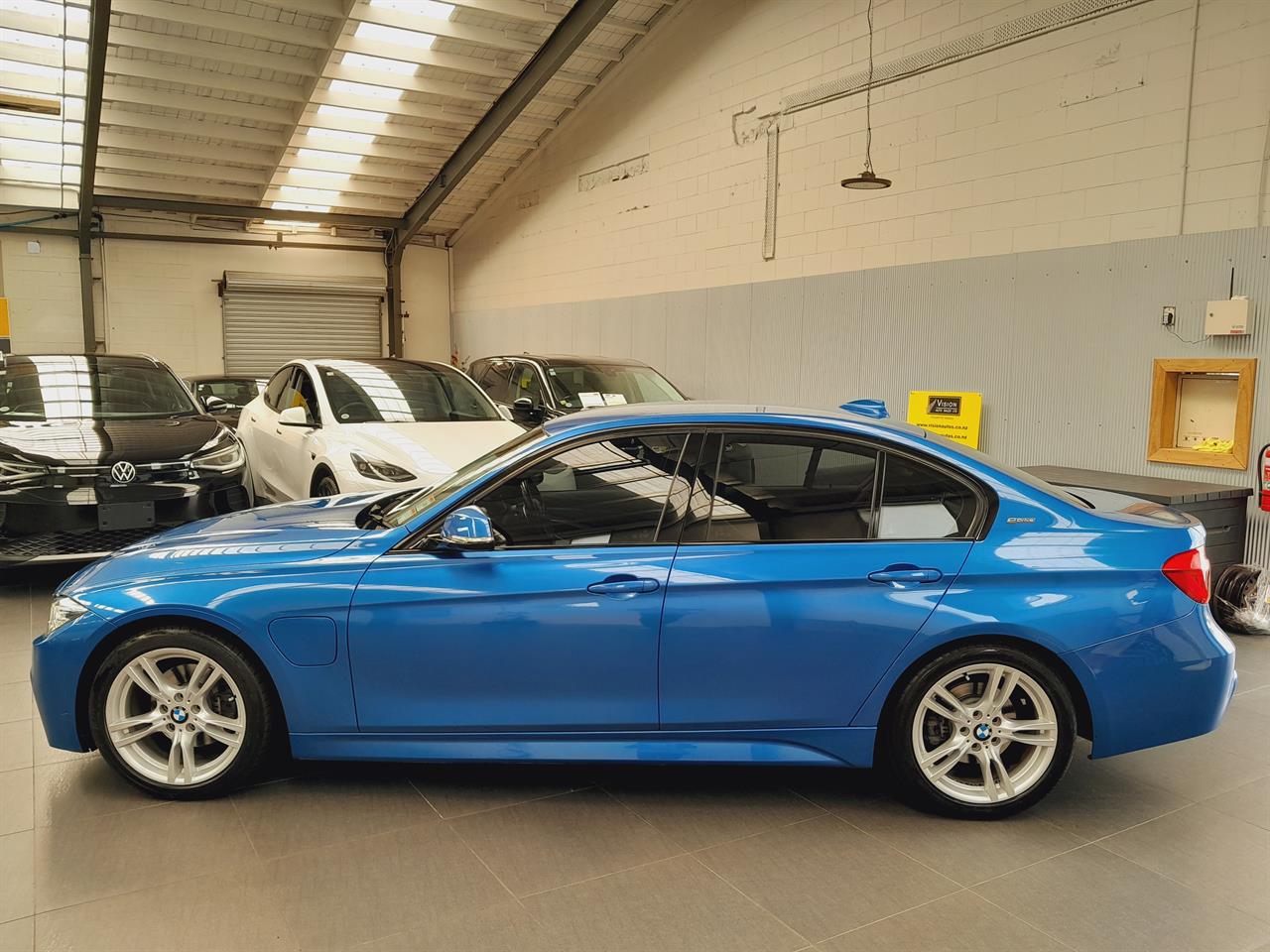 2016 BMW 330e
