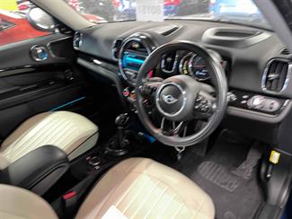 2017 Mini Countryman - Thumbnail