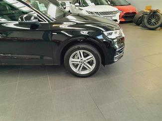 2020 Audi Q5 - Thumbnail