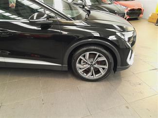 2022 Audi Q4 - Thumbnail