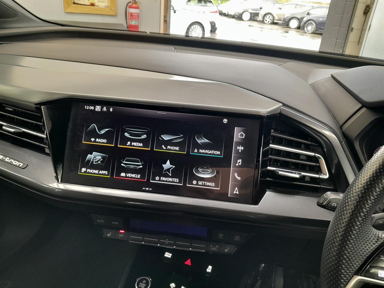 2022 Audi Q4