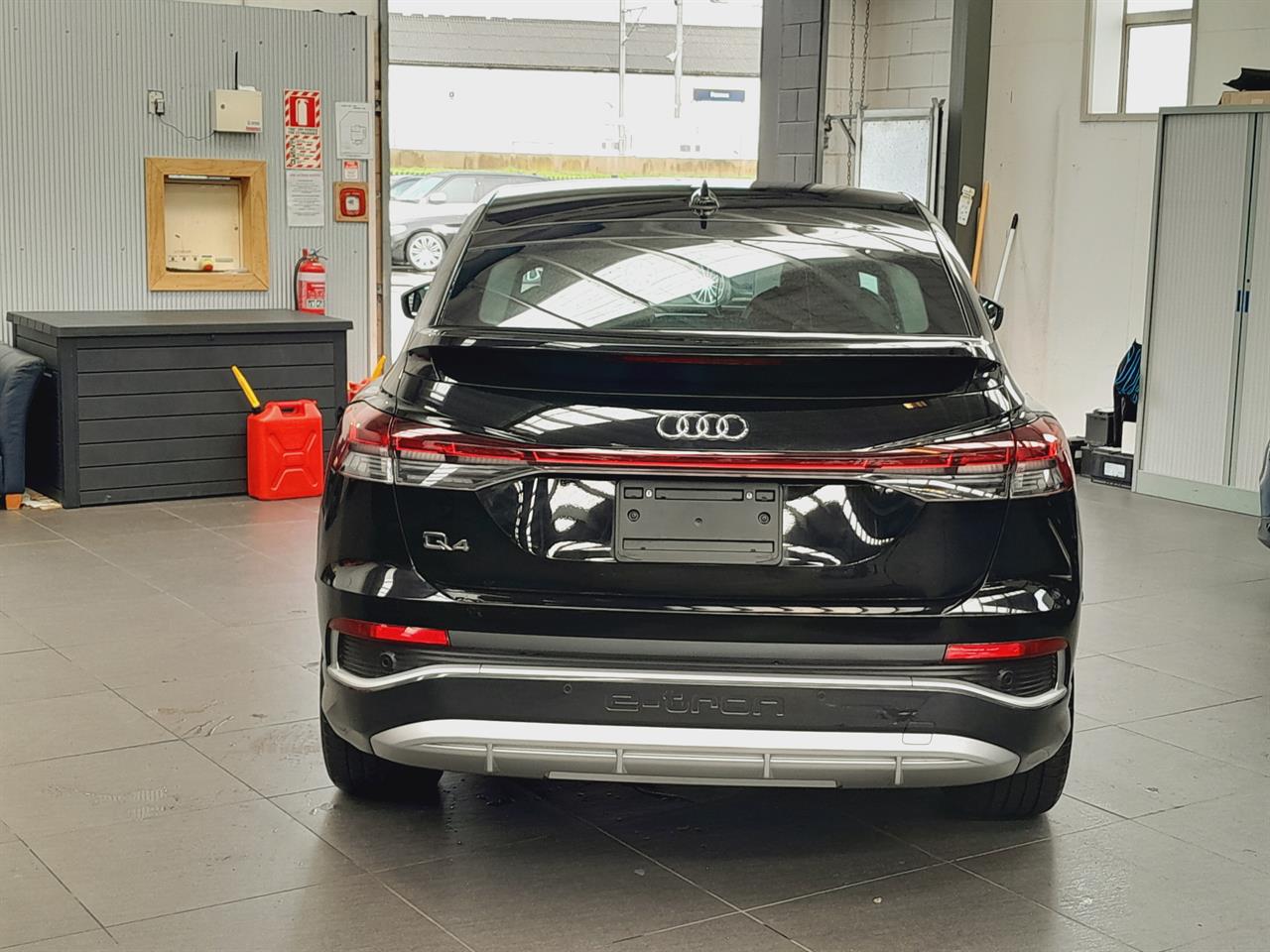 2022 Audi Q4