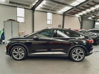 2022 Audi Q4 - Thumbnail