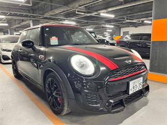 2018 Mini Cooper - Thumbnail