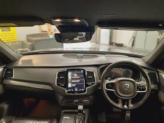 2017 Volvo XC90 - Thumbnail