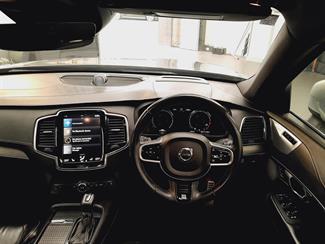 2017 Volvo XC90 - Thumbnail