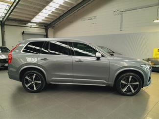 2017 Volvo XC90 - Thumbnail