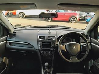 2017 Suzuki Swift - Thumbnail