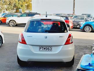 2017 Suzuki Swift - Thumbnail