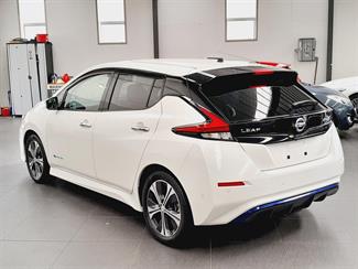 2019 Nissan Leaf - Thumbnail