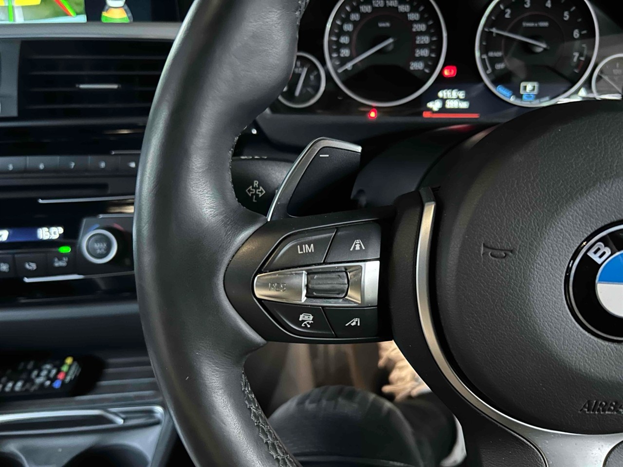 2016 BMW 330e