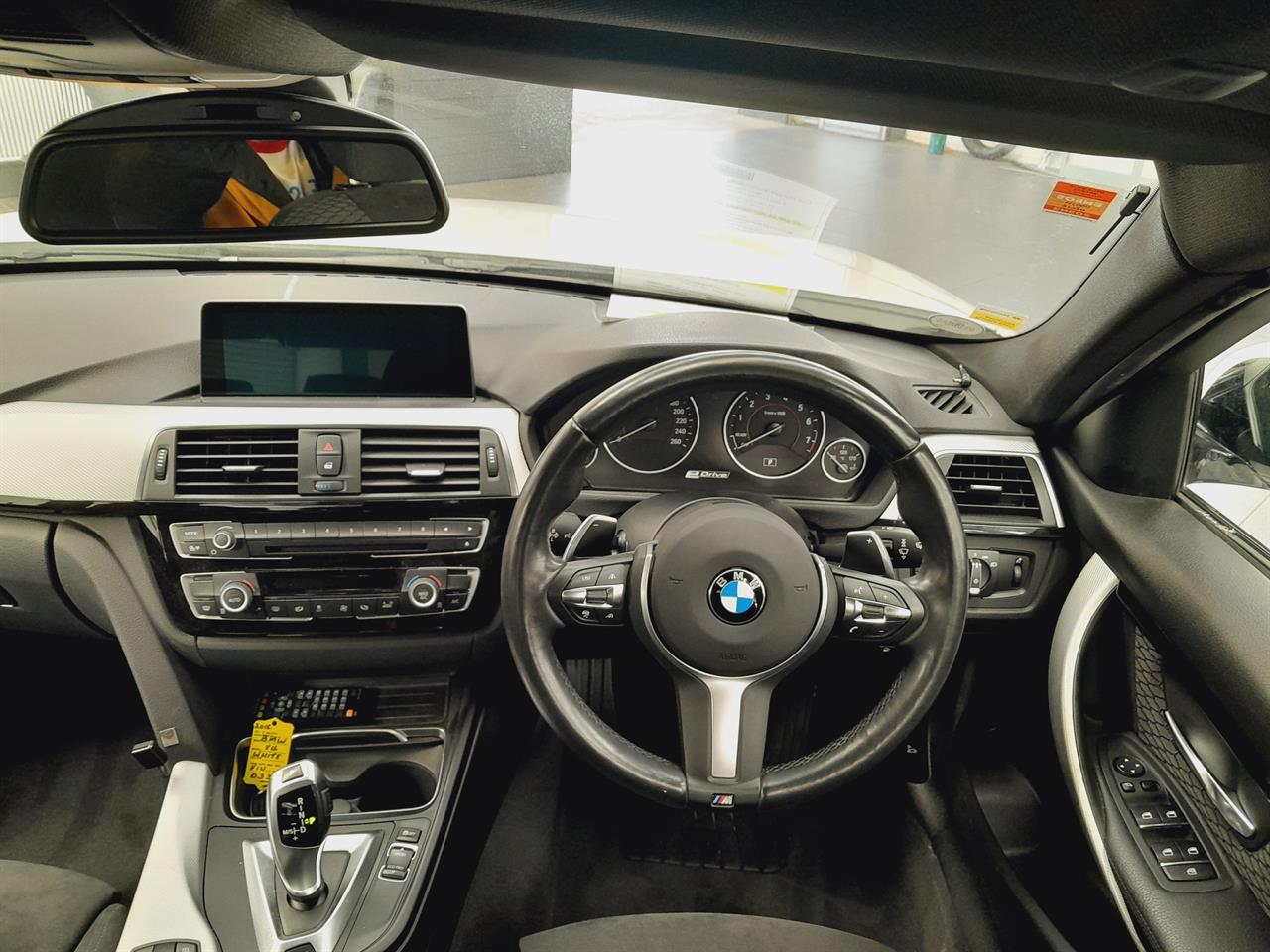 2016 BMW 330e
