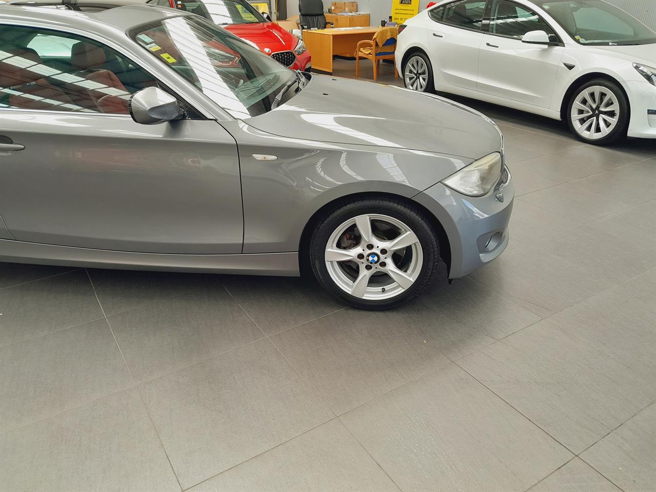 2011 BMW 120i