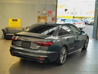 2021 Audi S4 - Thumbnail