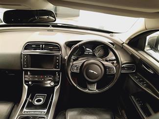 2015 Jaguar XE - Thumbnail
