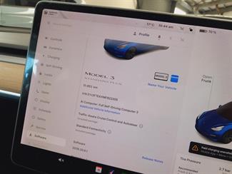 2020 Tesla Model 3 - Thumbnail