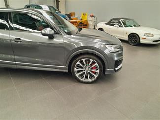 2021 Audi SQ2 - Thumbnail