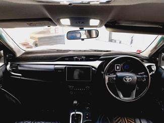 2017 Toyota Hilux - Thumbnail