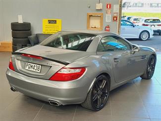 2012 Mercedes-Benz SLK 200 - Thumbnail
