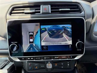 2021 Nissan Leaf - Thumbnail