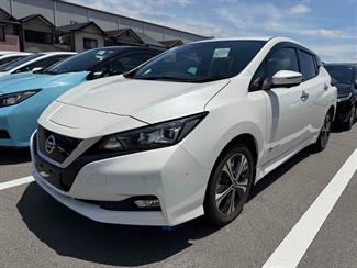 2021 Nissan Leaf - Thumbnail