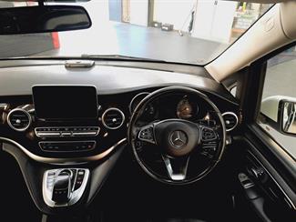 2017 Mercedes-Benz V 220 d - Thumbnail