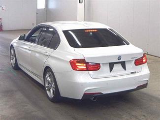2015 BMW 320i - Thumbnail