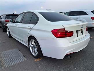 2015 BMW 320i - Thumbnail