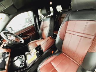 2019 Land Rover Range Rover Evoque - Thumbnail