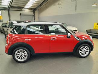 2015 Mini Countryman - Thumbnail