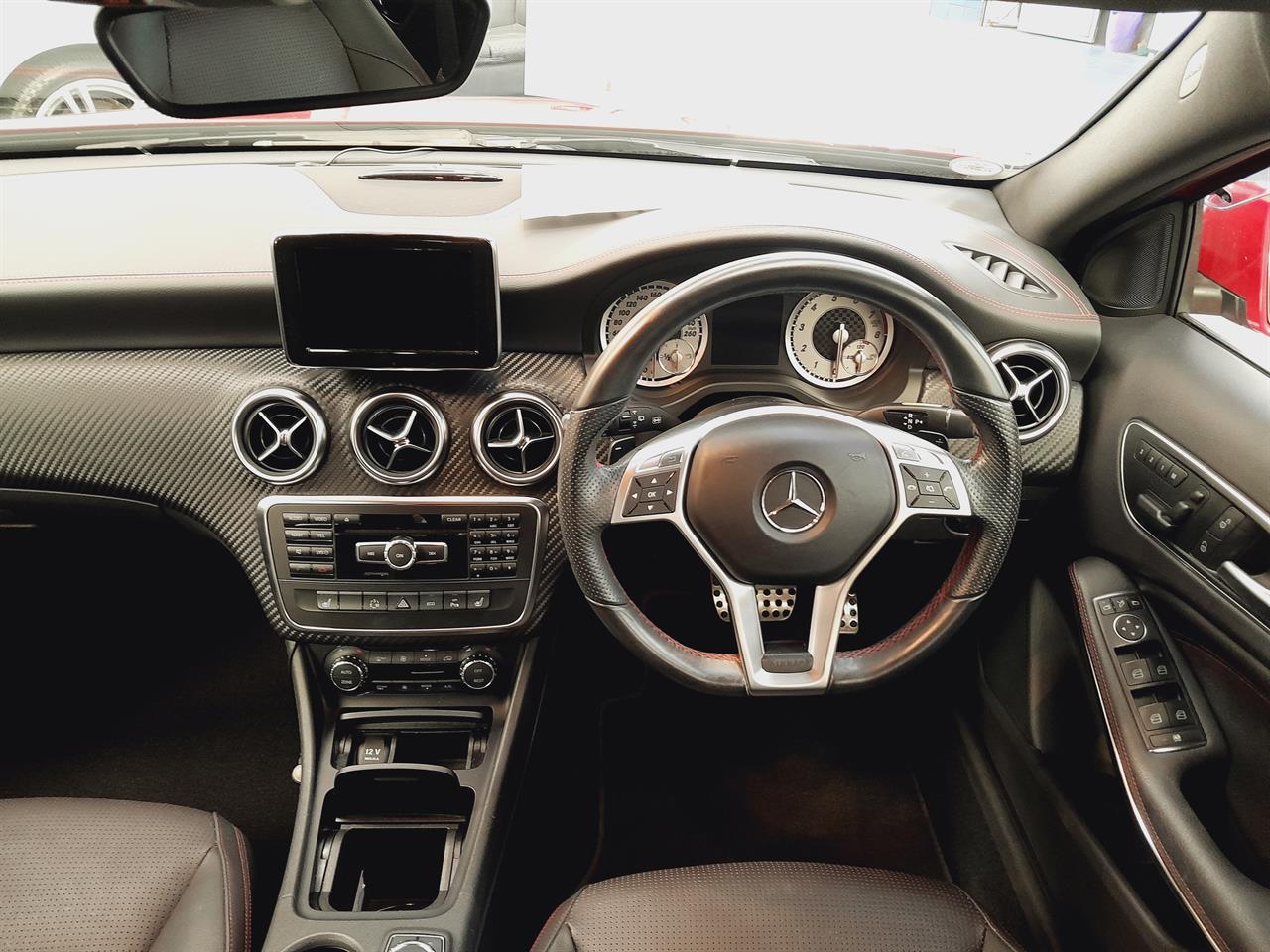 2014 Mercedes-Benz A 180